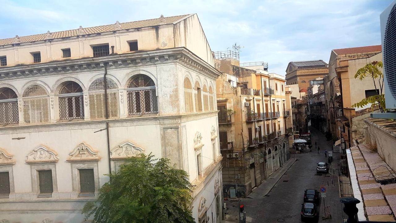 Sweet Home In The City Center Palermo Exteriör bild